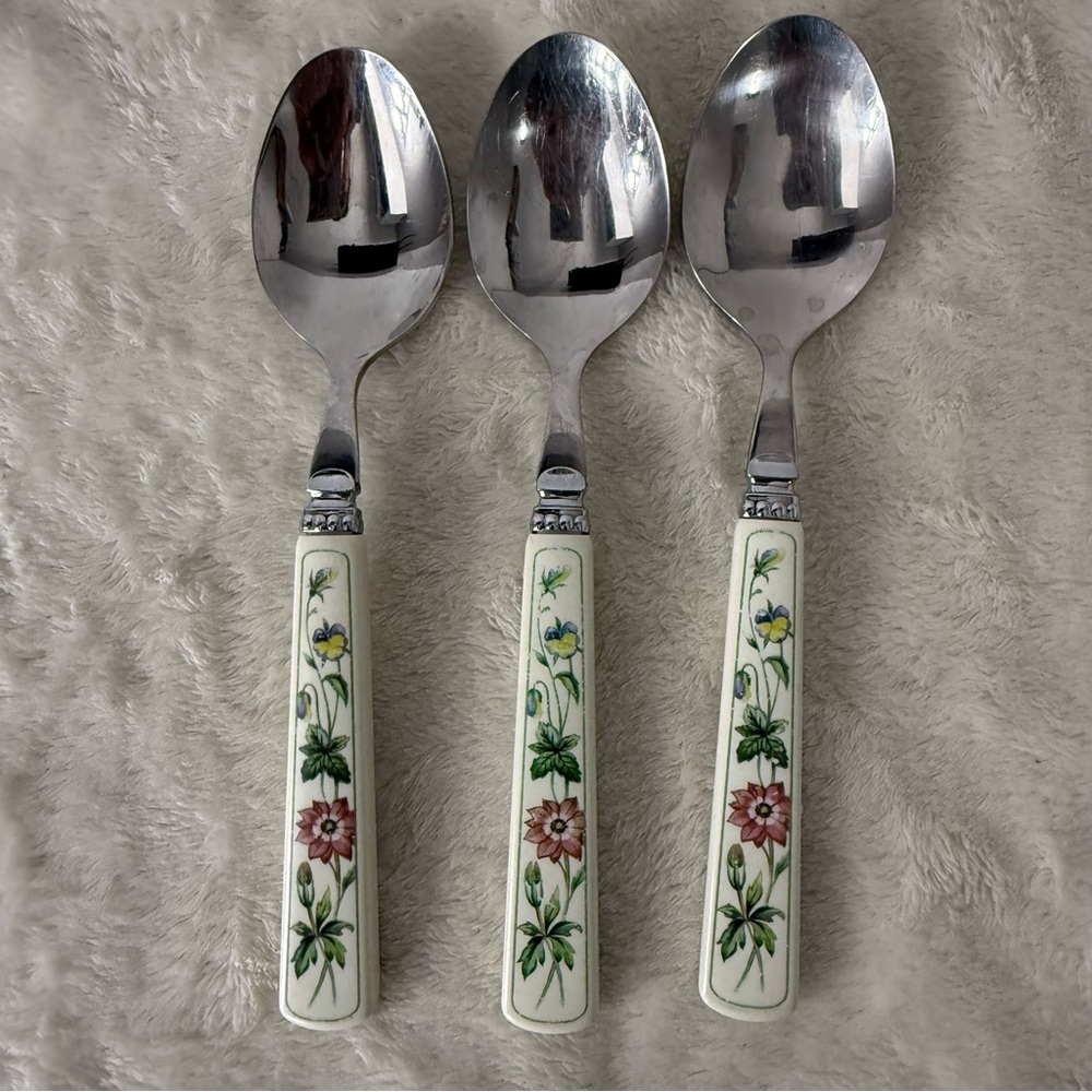 Lot of 11 Studio Nova Floral Dinner Spoons Garden Bloom Flatware Collection